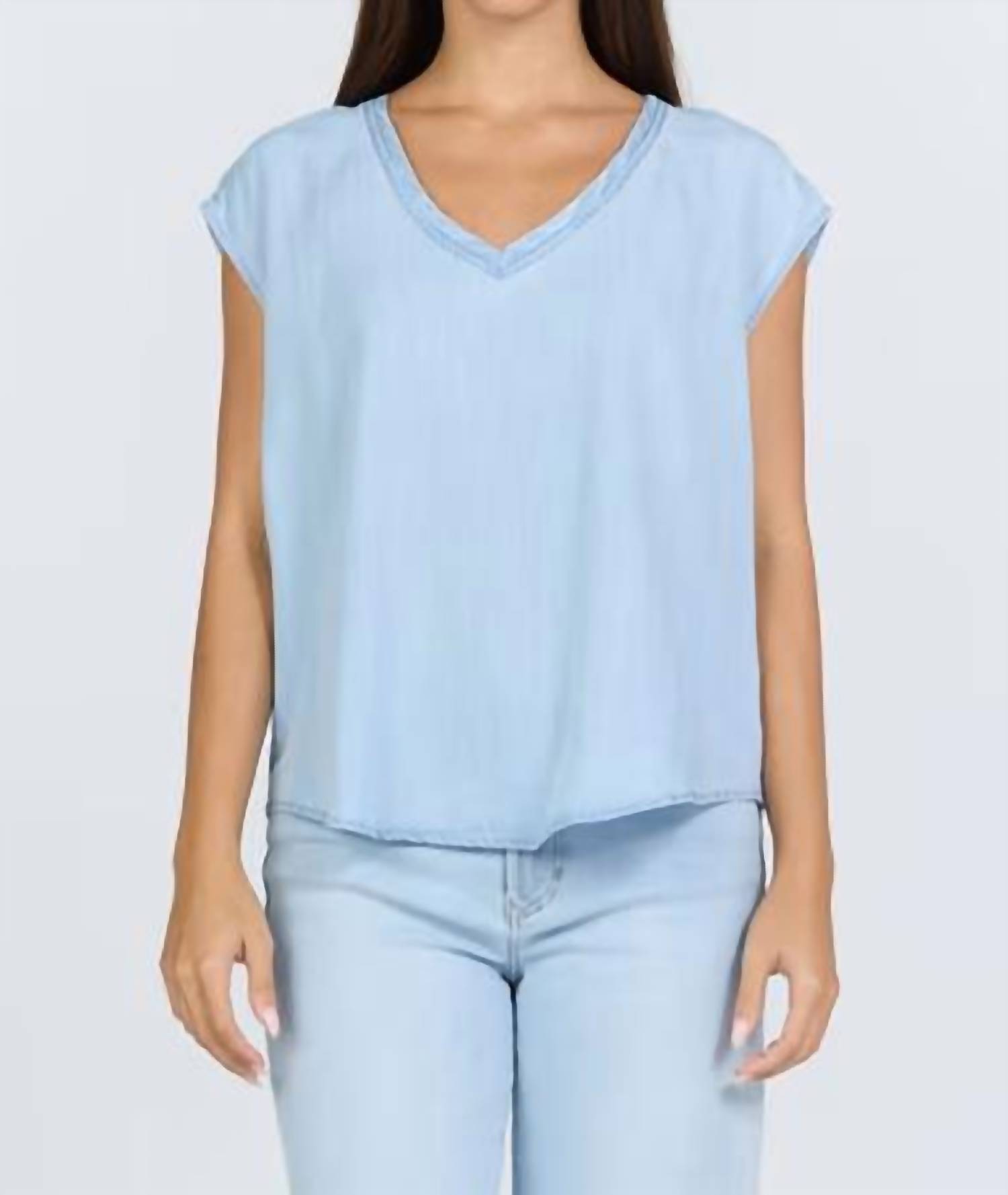 New Dear John Denim Yanis V Neck Cap Sleeves Top In Skyway Light Wash
